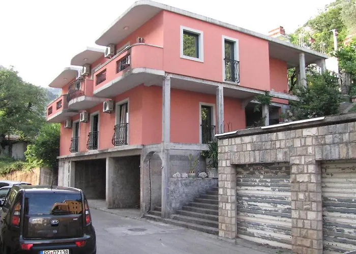 Lero Apartments