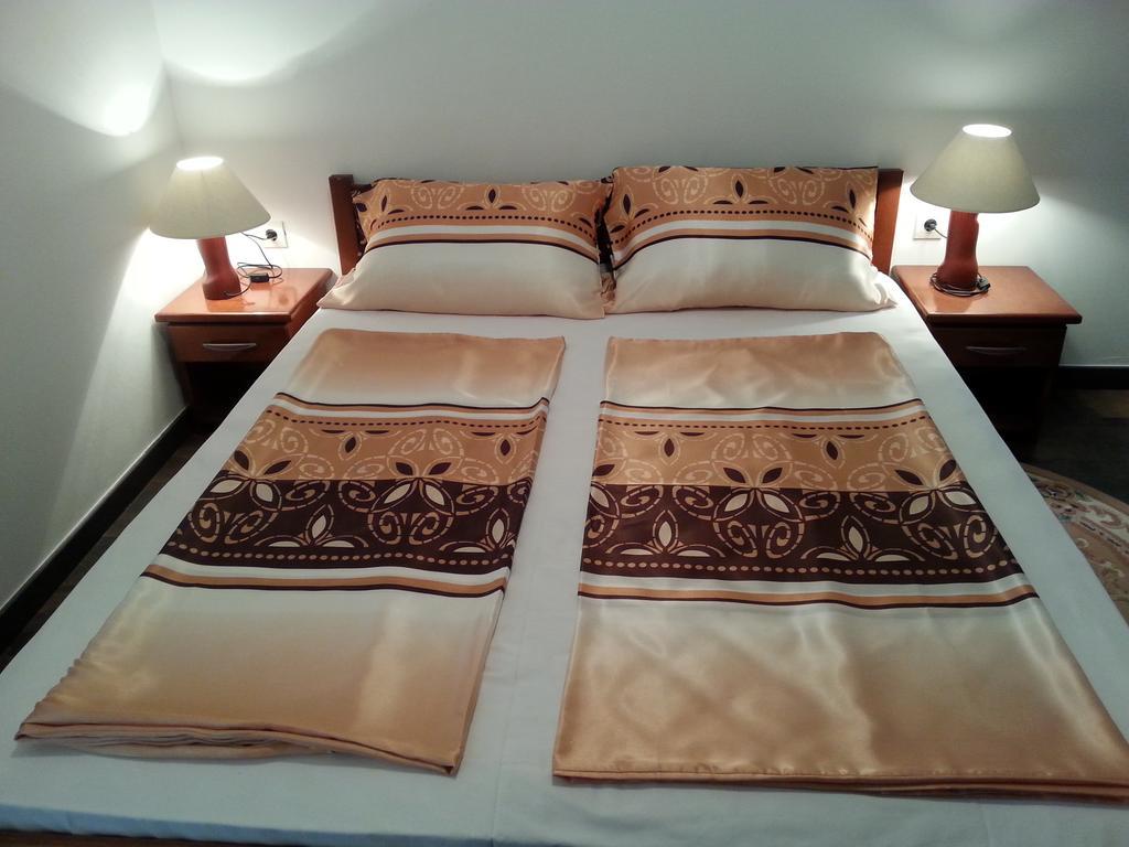 Apartament Lero *