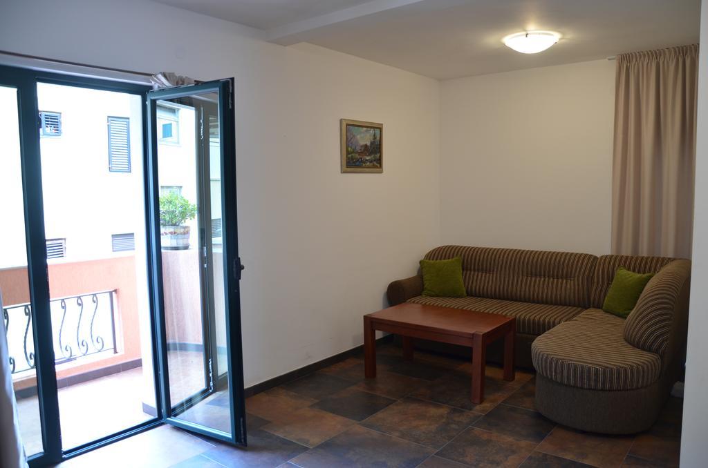 Apartament Lero Budva