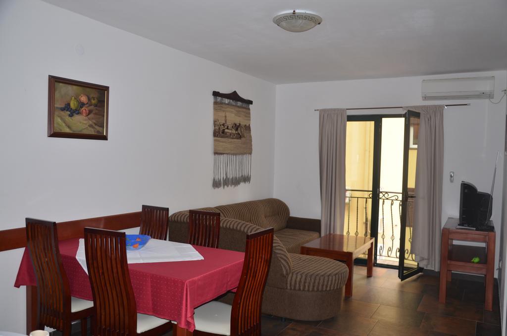 Apartament Lero