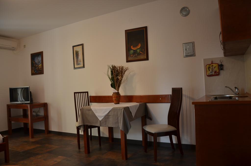 Apartment Lero